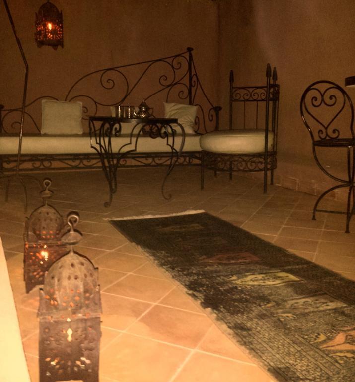 Riad Dar Lilas Marrakesh Exterior photo