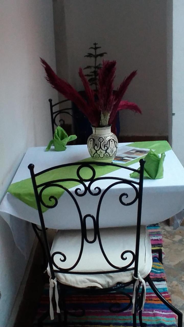 Riad Dar Lilas Marrakesh Exterior photo