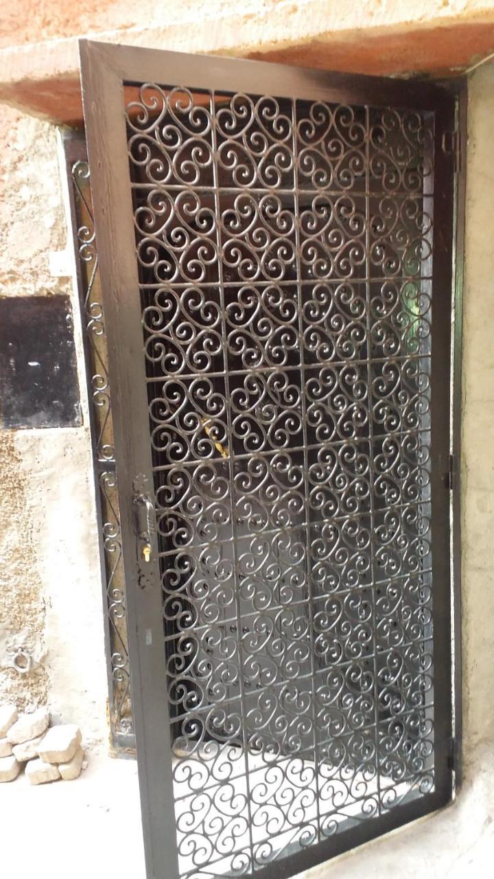 Riad Dar Lilas Marrakesh Exterior photo